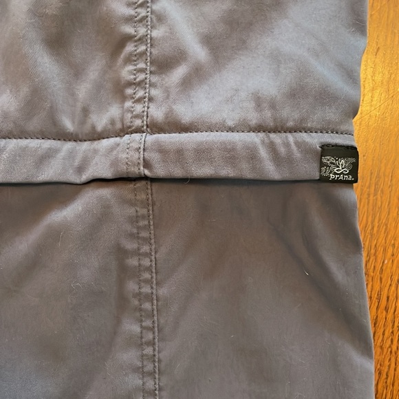 Prana Convertable Hiking Gray Pants 10. Excellent condition. Zip off pants. - Picture 3 of 11